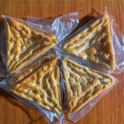 Triangolo di focaccia all'olio extravergine di oliva