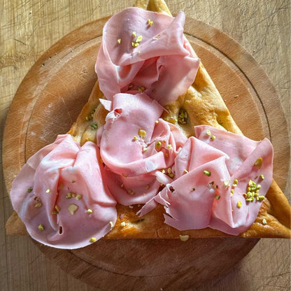 Triangolo di focaccia all'olio extravergine di oliva